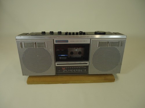 Pioneer 303 boombox - pioneer,