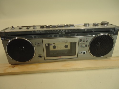 Sanyo 7800 boombox - sanyo, m