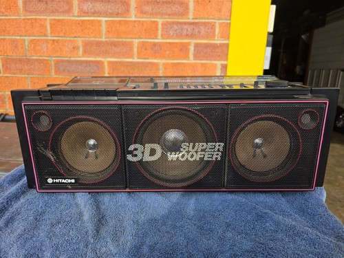 Hitachi ghetto blaster - 3d,