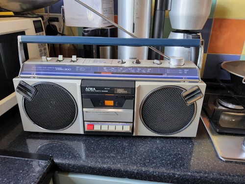 Aiwa 300k boombox - aiwa, cs-300k