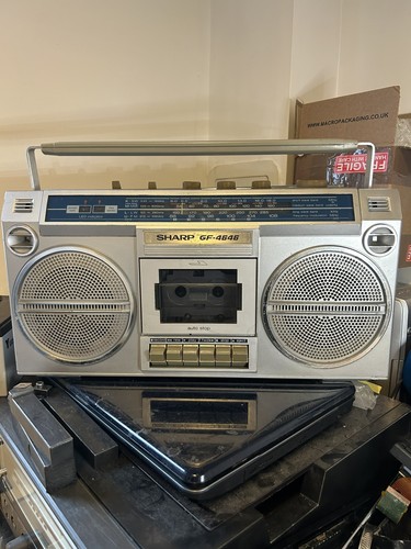 Vtg sharp 4646 ghetto - sharp,