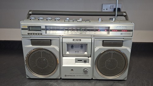 Hitachi trk 8300e ghetto - hitachi,