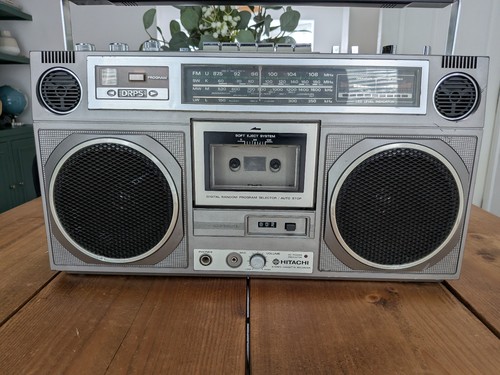 Hitachi trk 8020 boombox - boombox, /