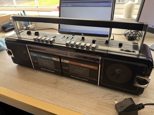Goldstar tws 7101 - goldstar, boombox